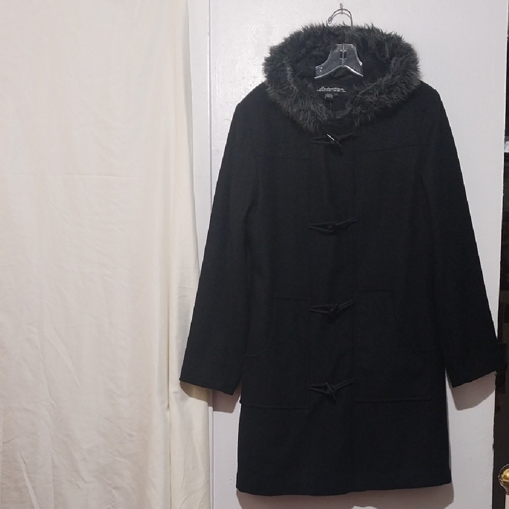 Seduction Black Coat with Faux Fur Trim